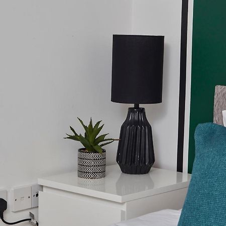 מנצ'סטר Beautiful Apartment Near Piccadilly Train Station מראה חיצוני תמונה
